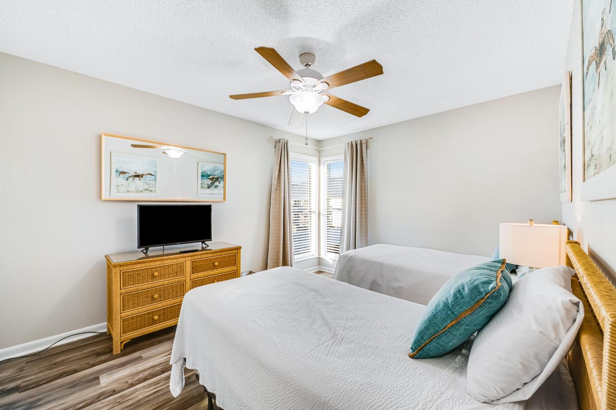 Cotton Bayou 4H Apartment Orange Beach Room photo